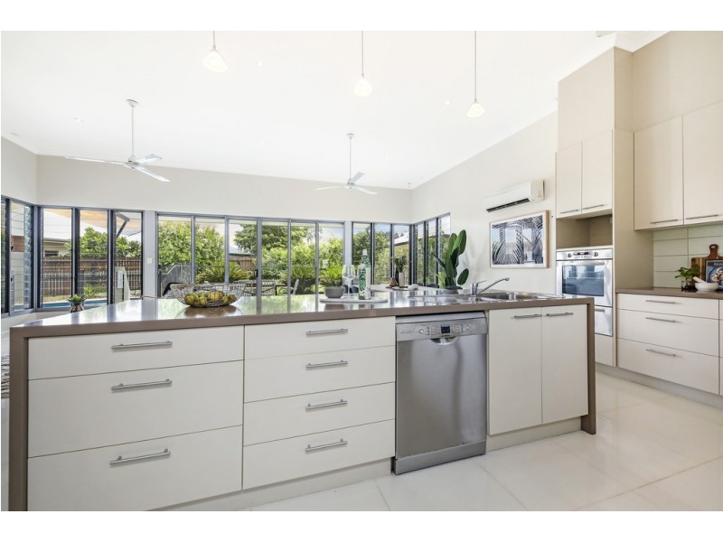 5 Gulida Crescent, Lyons NT 0810