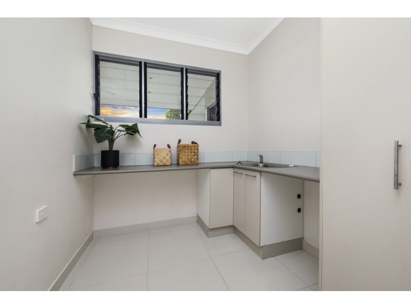 5 Gulida Crescent, Lyons NT 0810