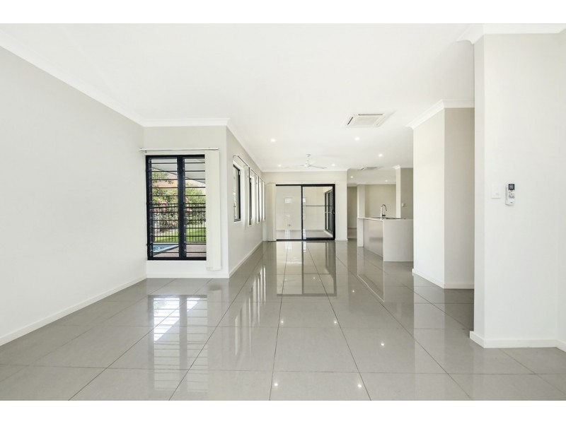 22 Hannan Street, Muirhead NT 0810