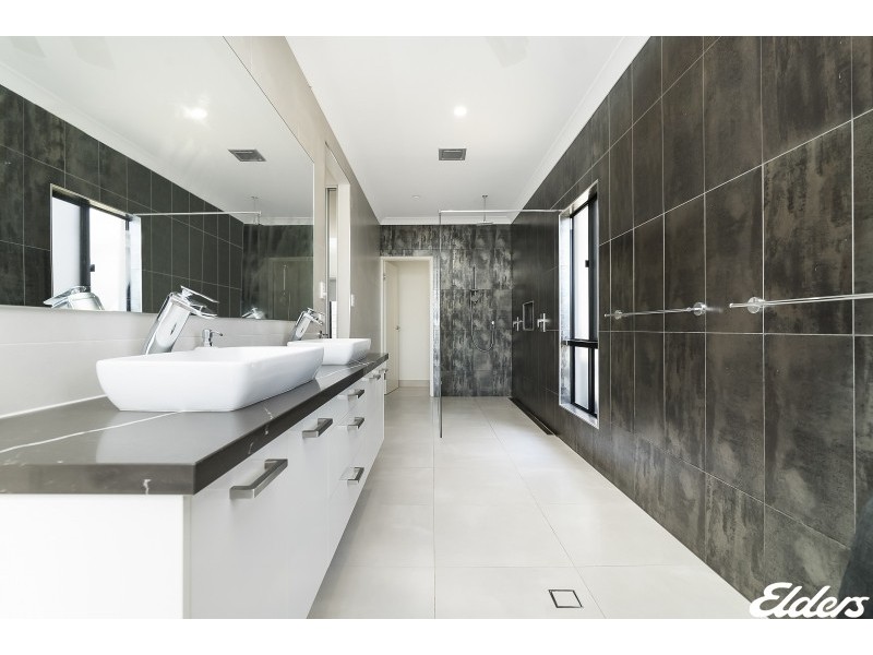 41 Mahoney Street, Muirhead NT 0810