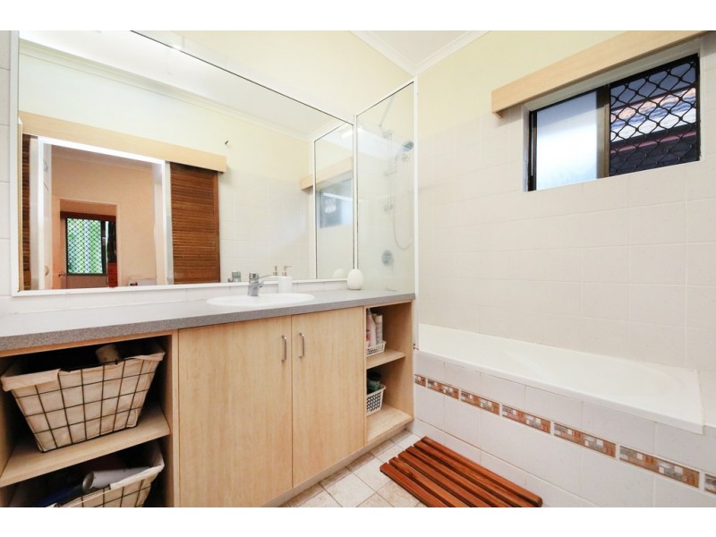 11/29 Carnoustie Circuit, Marrara NT 0812