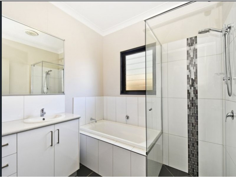 10 Ward Crescent, Muirhead NT 0810