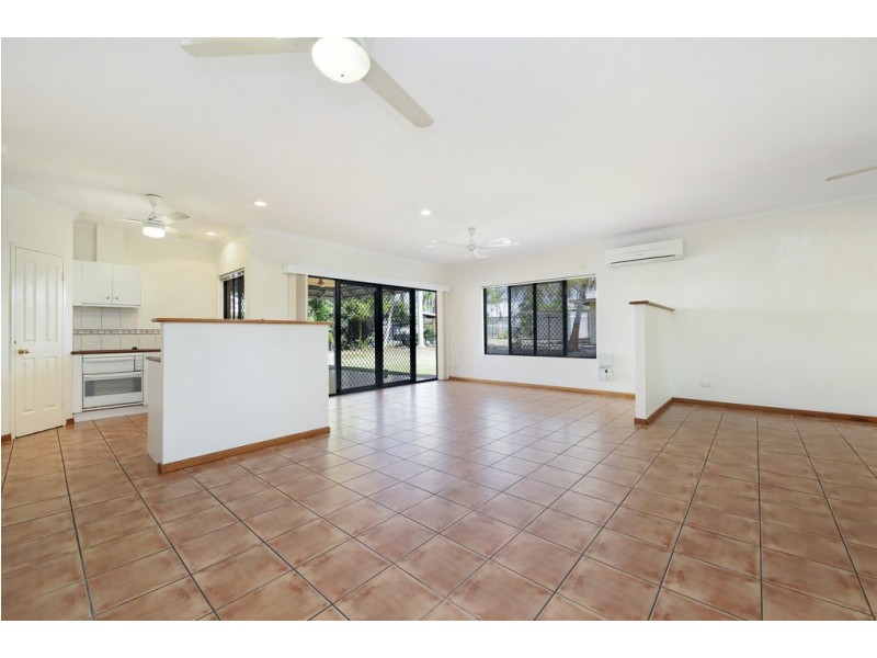 2 Carpentaria Court, Durack NT 0830