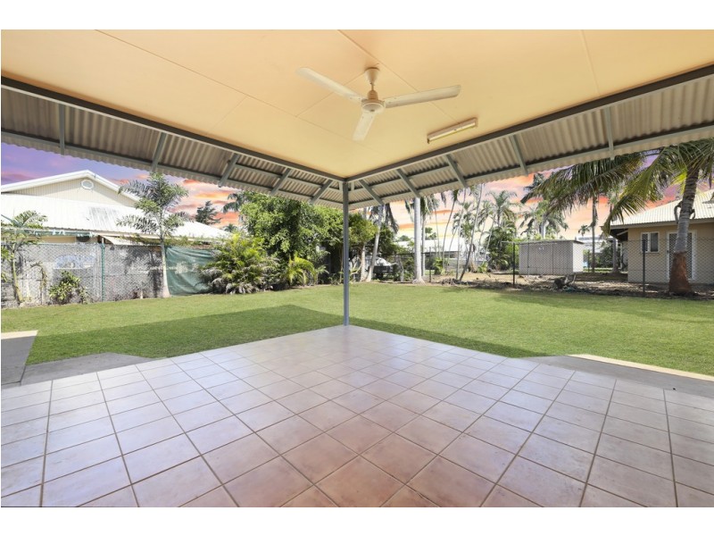 2 Carpentaria Court, Durack NT 0830