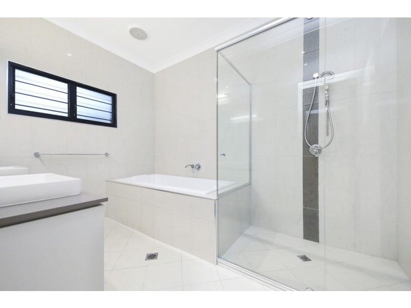 73 Matla Crescent, Lyons NT 0810