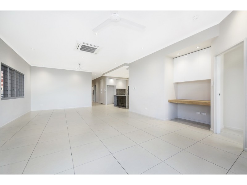 401/286 Casuarina Drive, Nightcliff NT 0810