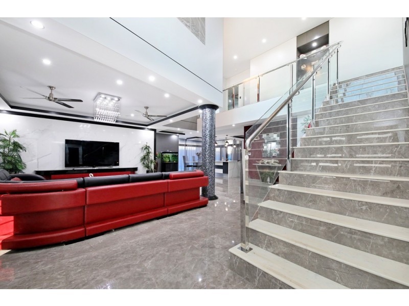 8 Farquhar Street, Muirhead NT 0810