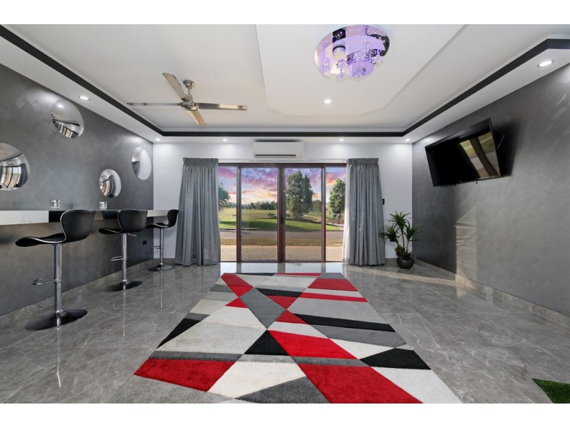 8 Farquhar Street, Muirhead NT 0810