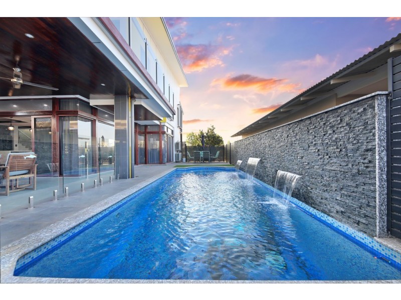 8 Farquhar Street, Muirhead NT 0810