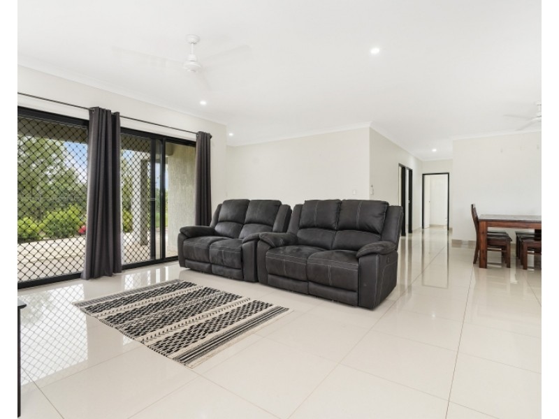 41 Damascene Crescent, Bellamack NT 0832
