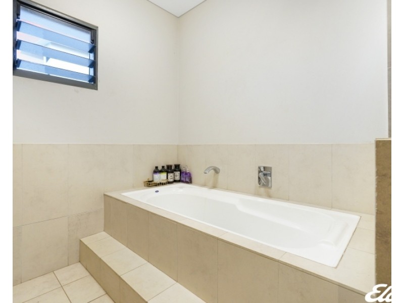 9/188 Smith Street, Larrakeyah NT 0820
