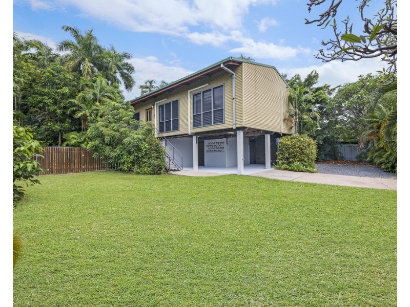 8 Lakeside Drive, Alawa NT 0810