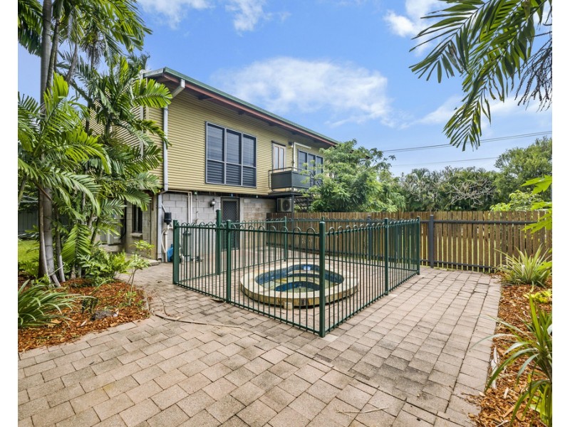 8 Lakeside Drive, Alawa NT 0810