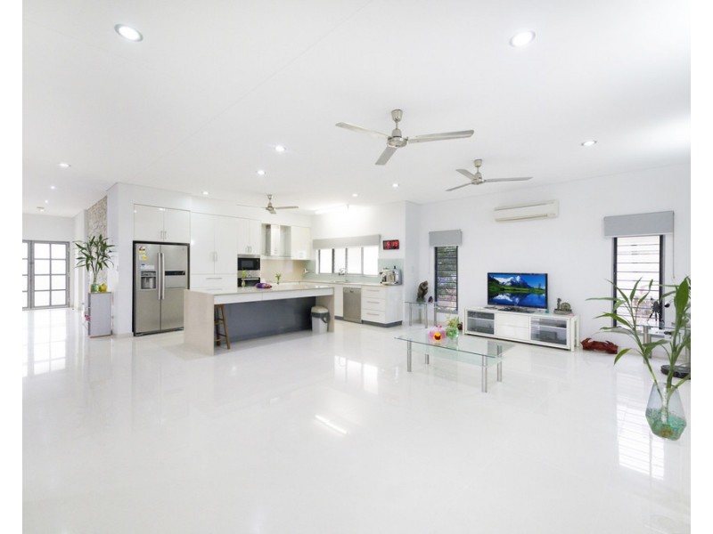 24 Damirrinda Street, Lyons NT 0810