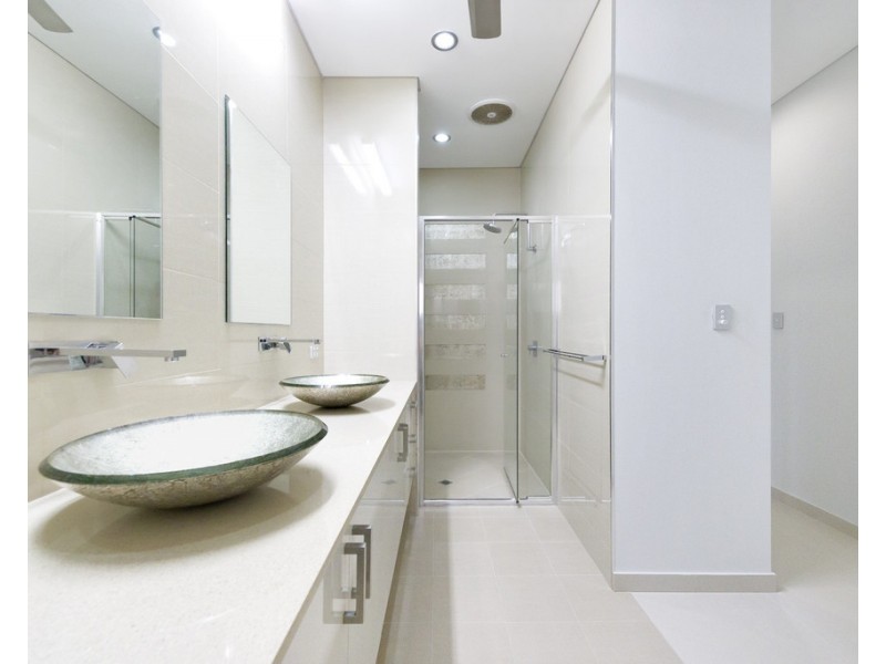 24 Damirrinda Street, Lyons NT 0810