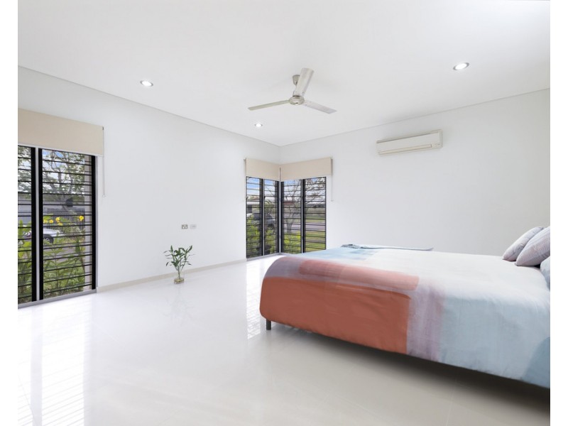 24 Damirrinda Street, Lyons NT 0810