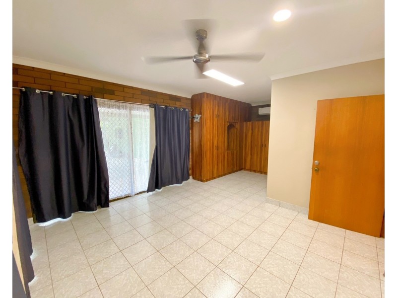 11 Sanford Street, Leanyer NT 0812