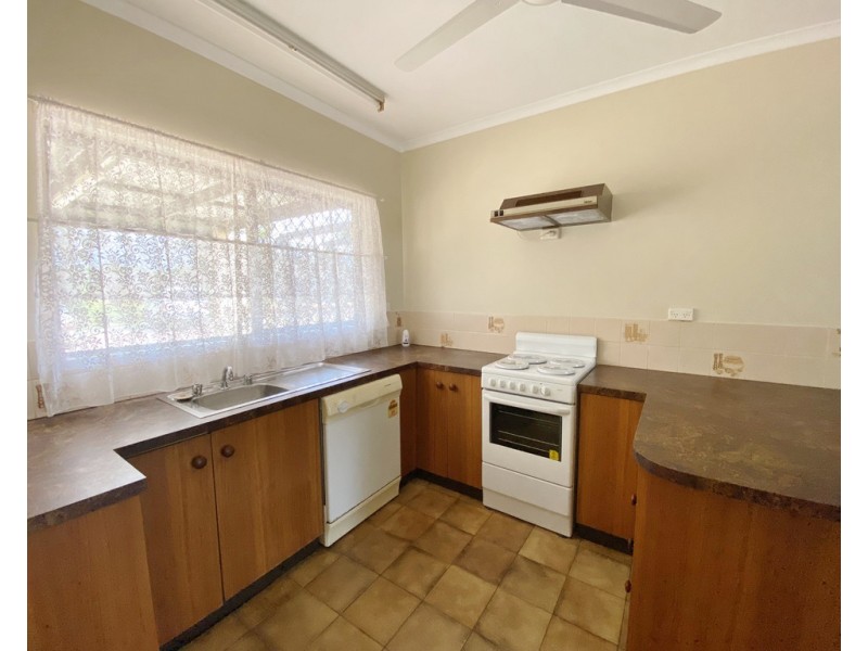 1/30 Carnoustie Circuit, Marrara NT 0812