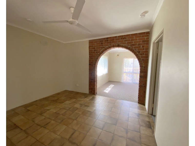 1/30 Carnoustie Circuit, Marrara NT 0812