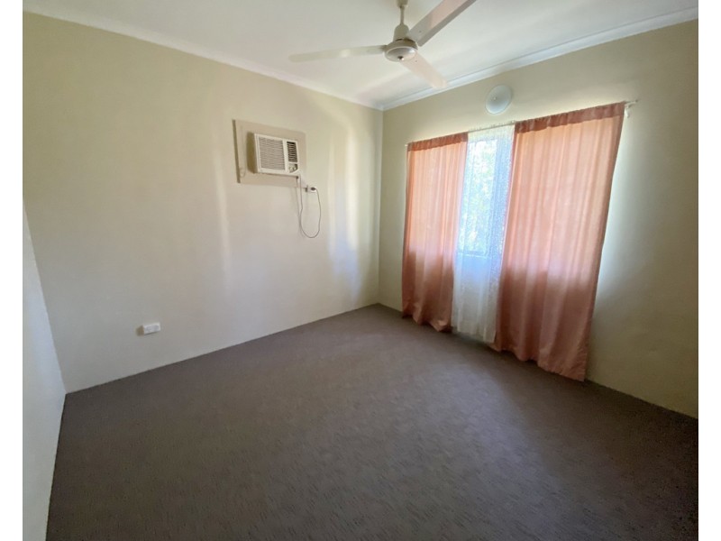 1/30 Carnoustie Circuit, Marrara NT 0812