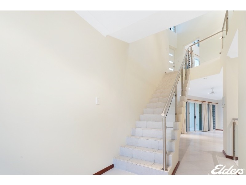 9/11 Villaflor Crescent, Woolner NT 0820