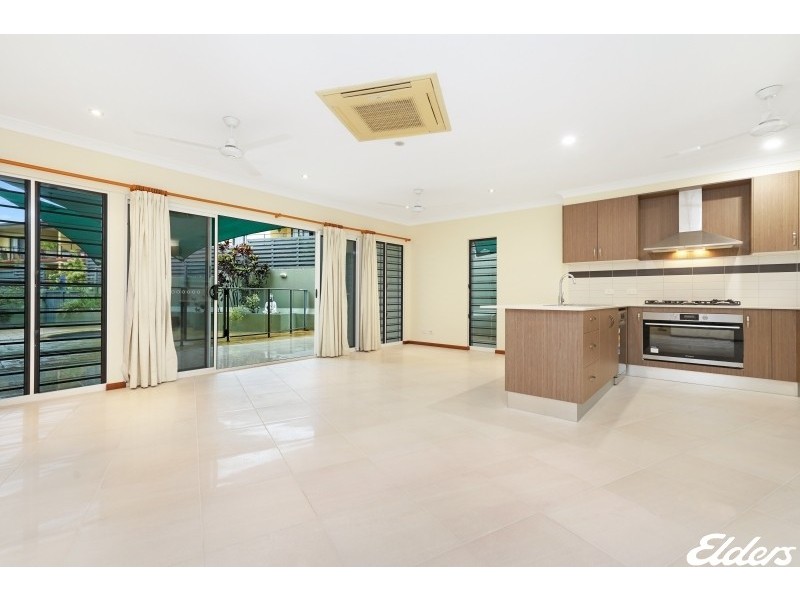 9/11 Villaflor Crescent, Woolner NT 0820