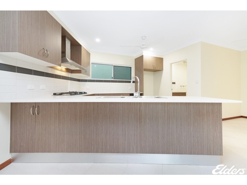 9/11 Villaflor Crescent, Woolner NT 0820