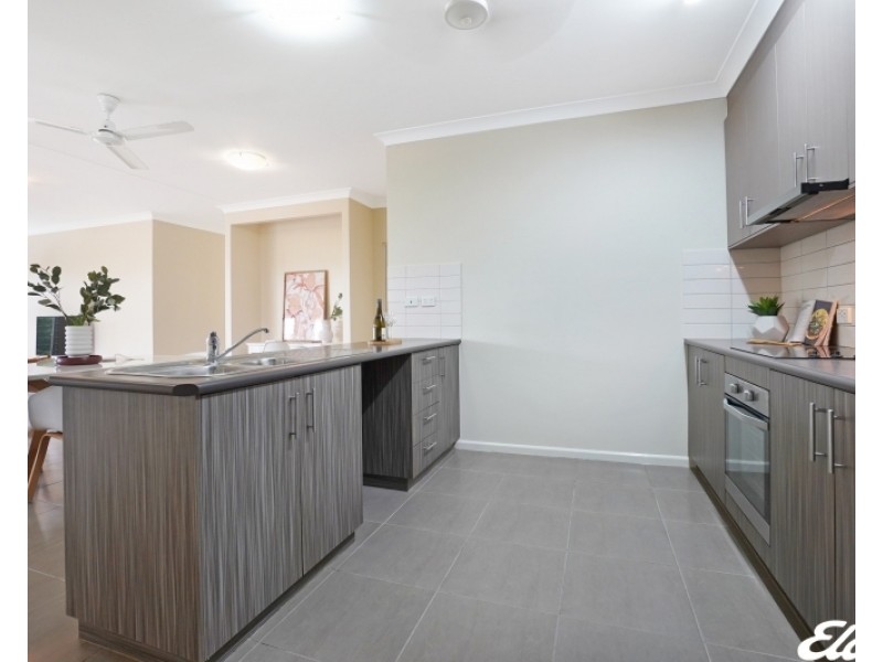 2/49 Dawarra Crescent, Lyons NT 0810