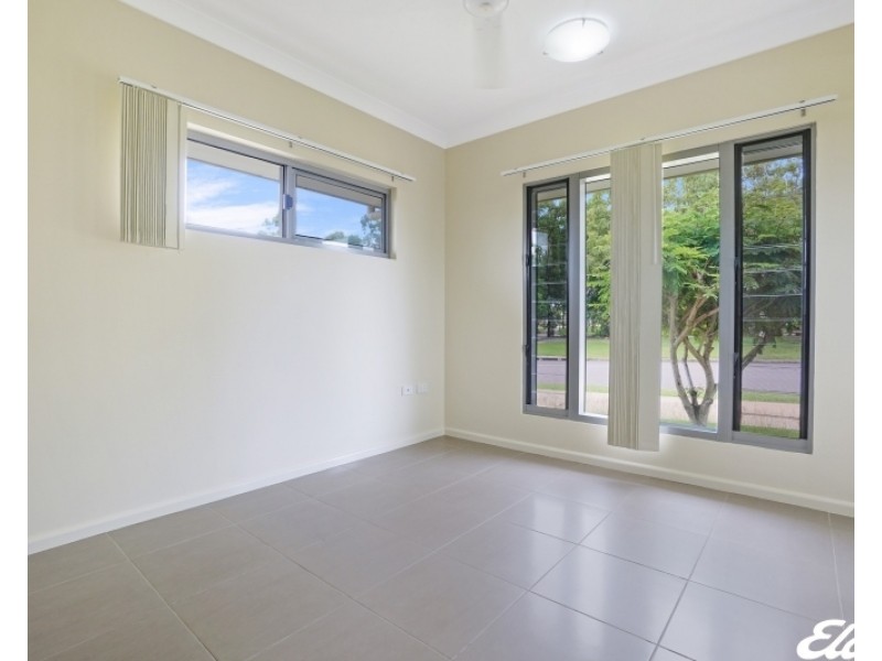 2/49 Dawarra Crescent, Lyons NT 0810