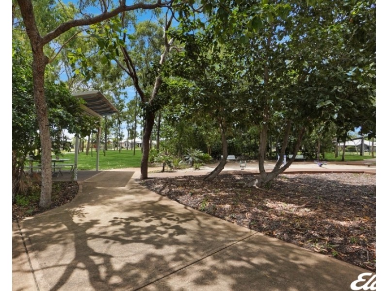 2/49 Dawarra Crescent, Lyons NT 0810