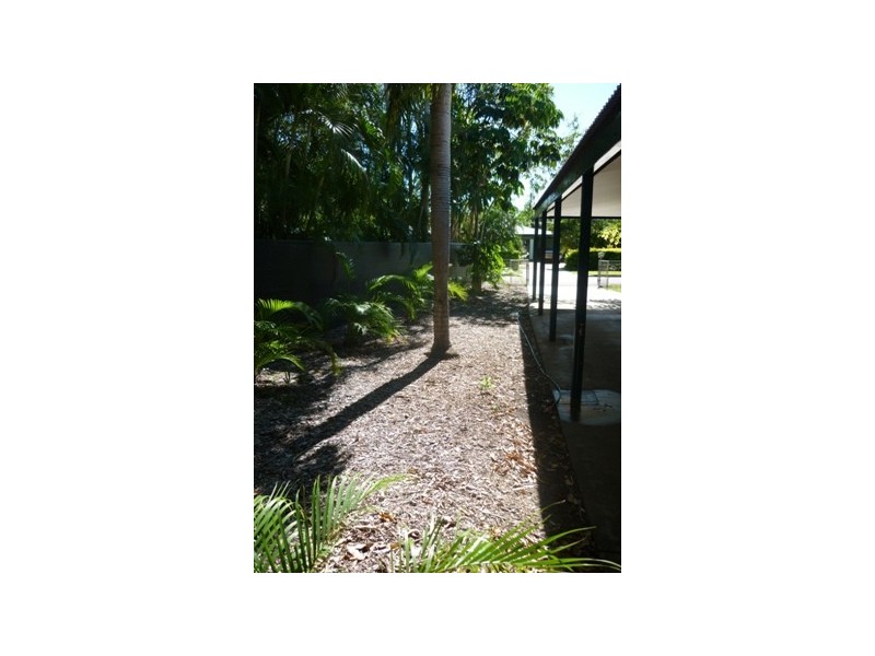 32 Caledonian Street, Anula NT 0812