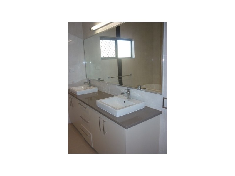 19 Danimila Terrace, Lyons NT 0810