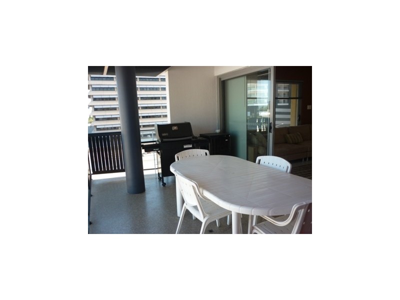 13/28-32 CAVENAGH STREET, Darwin NT 0800