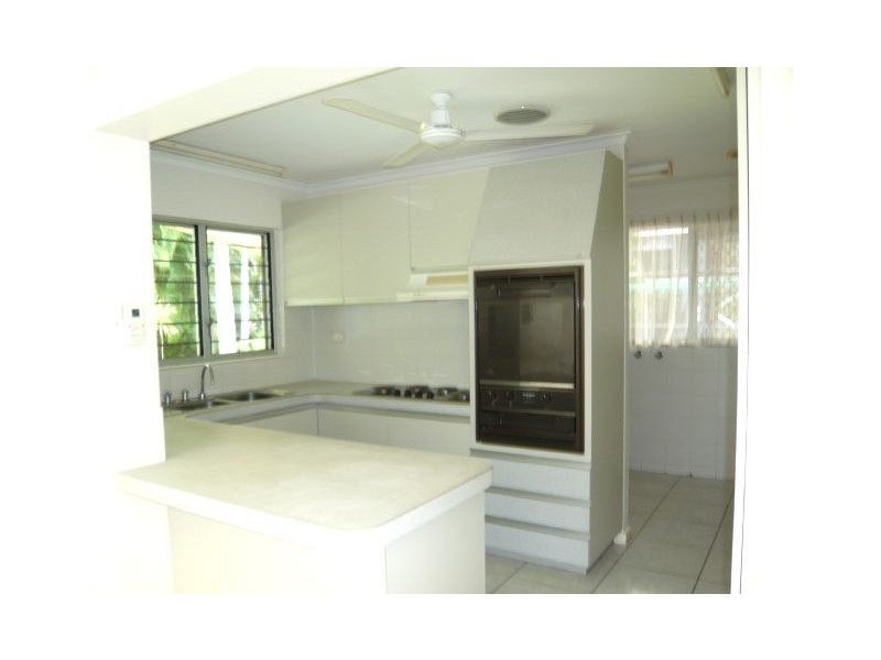 3 Birkdale Court, Northlakes NT 0812