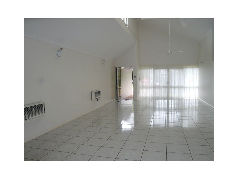 3 Birkdale Court, Northlakes NT 0812