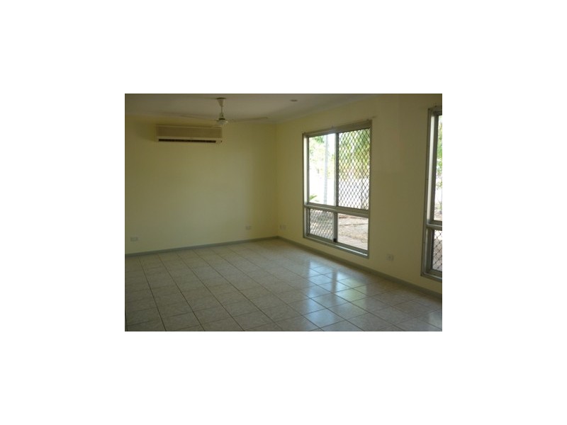 42 Livistona Road, Karama NT 0812