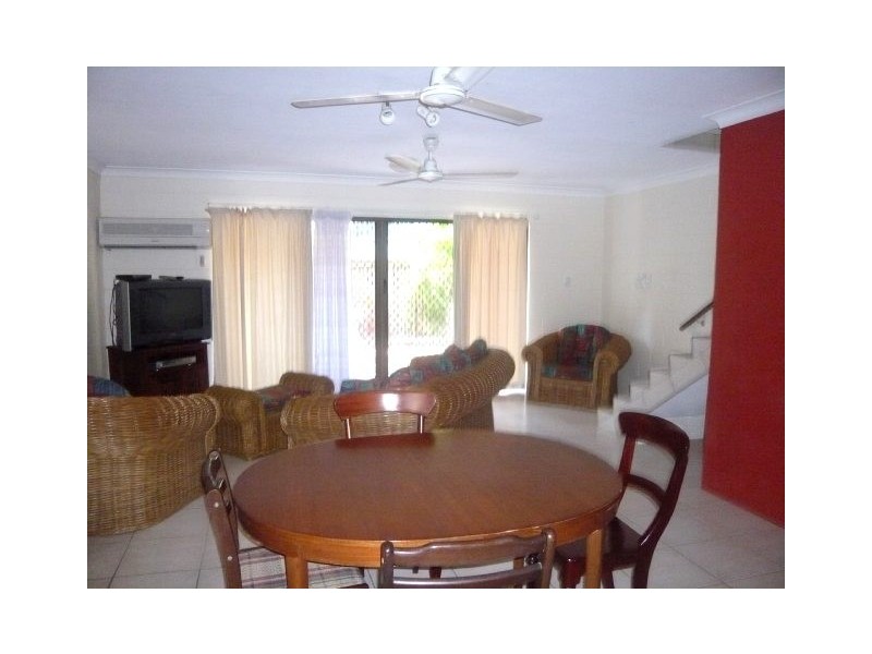 2/2 Gardens Hill Crescent, The Gardens NT 0820