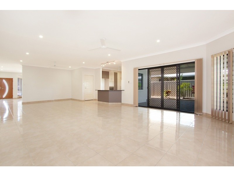 21 Mirrakma Court, Lyons NT 0810