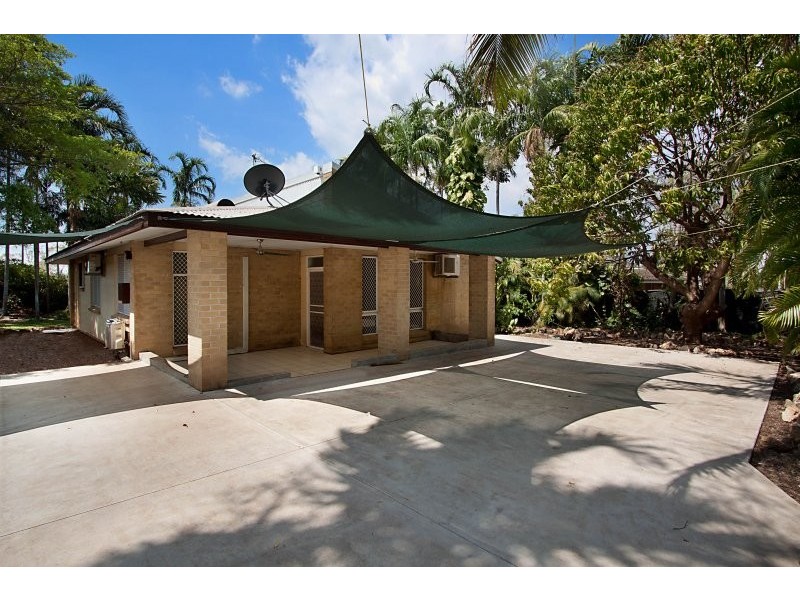 33 Wearing Crescent, Karama NT 0812