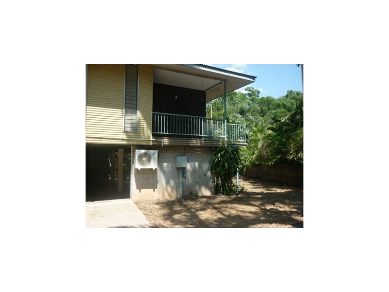 2 Dotterel Court, Leanyer NT 0812