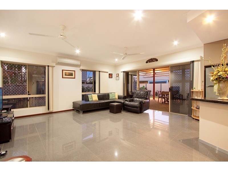 30 Damabila Drive, Lyons NT 0810