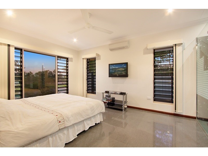 30 Damabila Drive, Lyons NT 0810