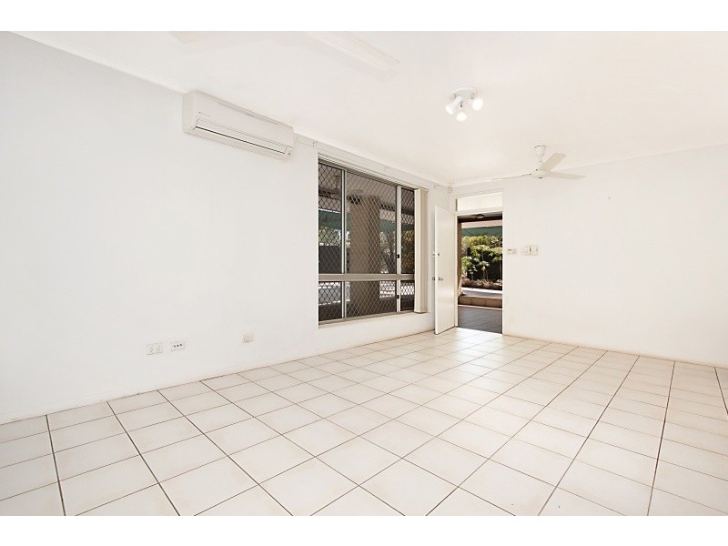 33 WEARING CRESCENT, Karama NT 0812