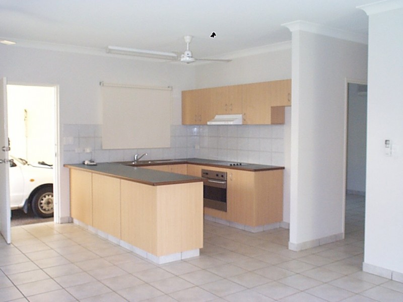 2/37 Sovereign Circuit, Coconut Grove NT 0810