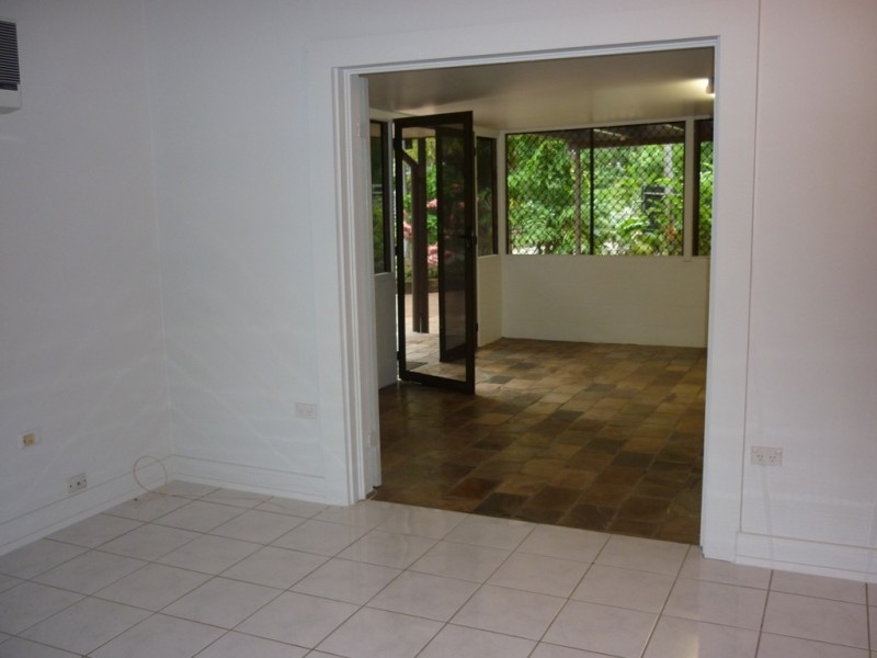 11 Maude Street, Anula NT 0812