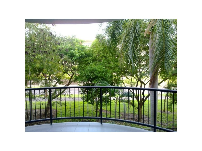 2/135 Smith Street, Darwin NT 0800