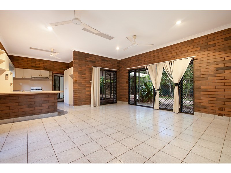 11 Sanford Street, Leanyer NT 0812