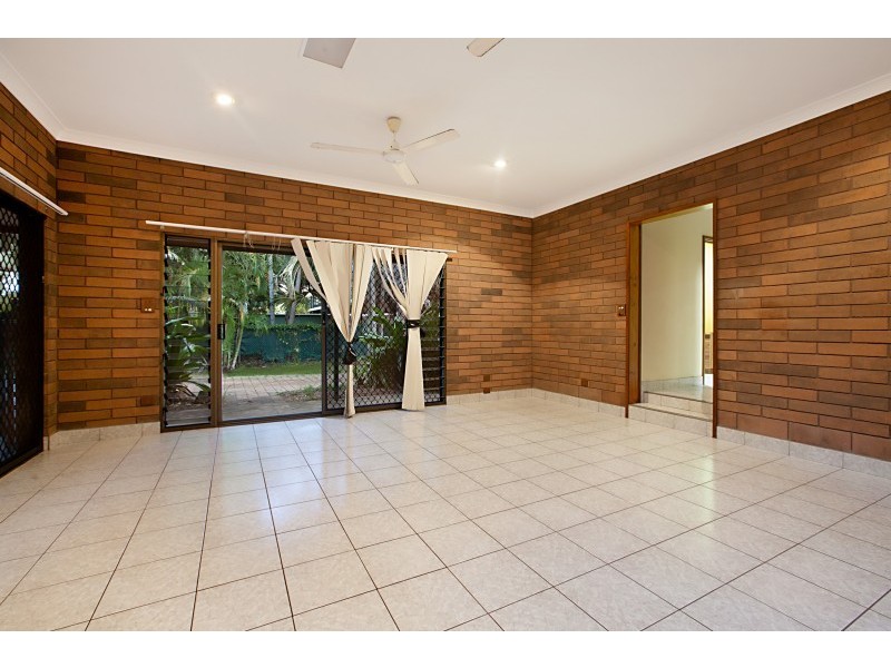 11 Sanford Street, Leanyer NT 0812