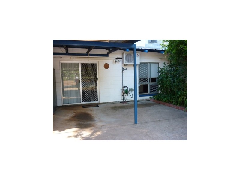 2/125  Old McMillans Road, Millner NT 0810