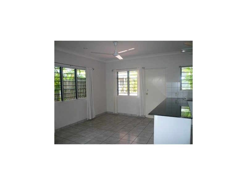 2/5 Sovereign Circuit, Coconut Grove NT 0810